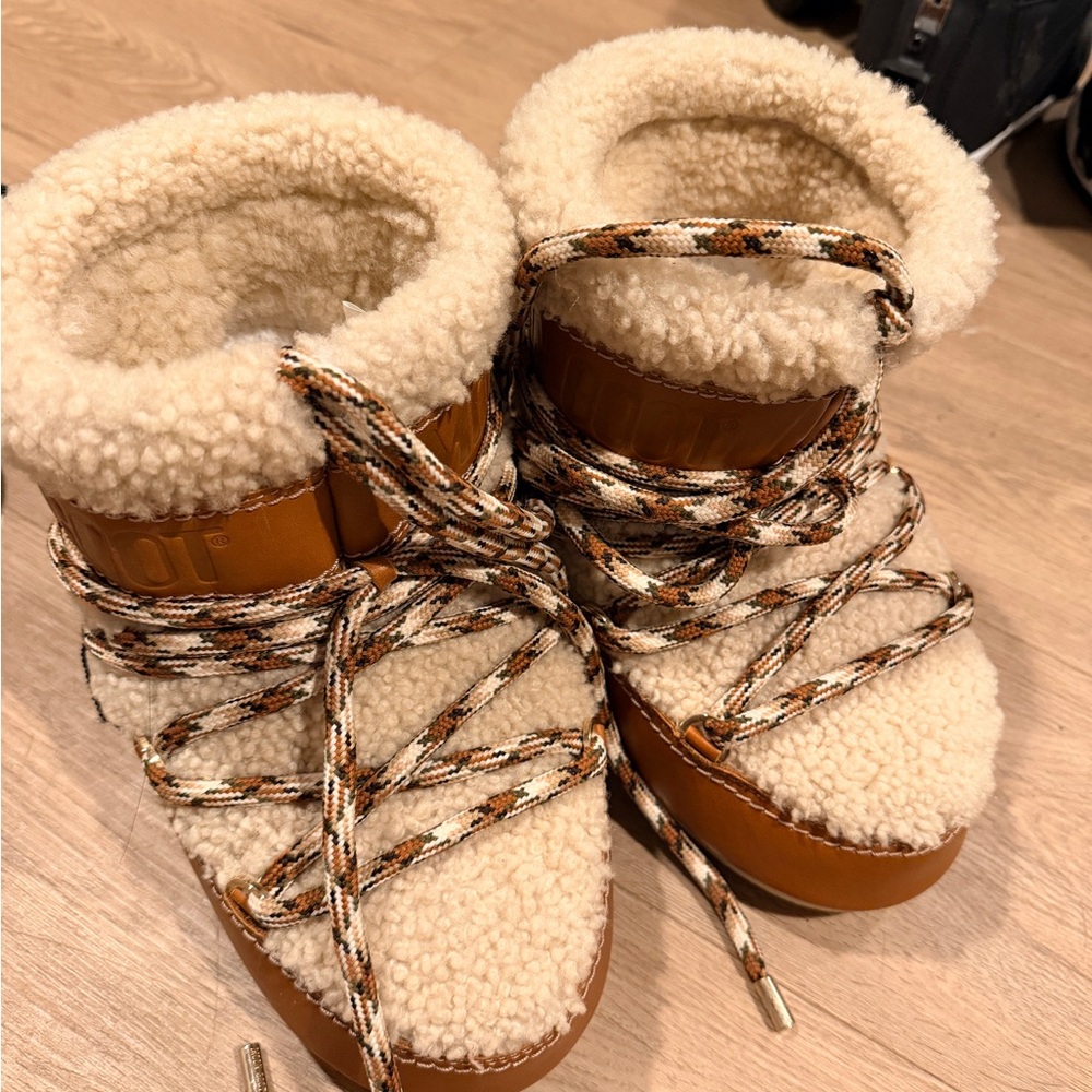 chloeX moon Boots
